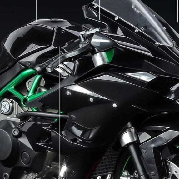1:6 scale replica of Kawasaki H2R motorcycle, ideal for display and collection.
