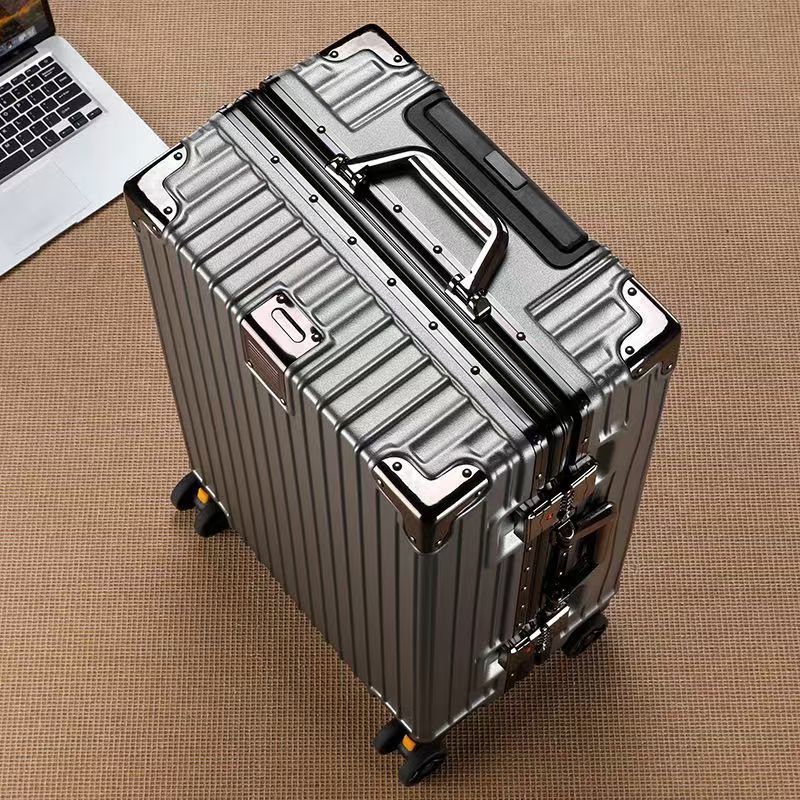 Aluminum Frame Travel Suitcase